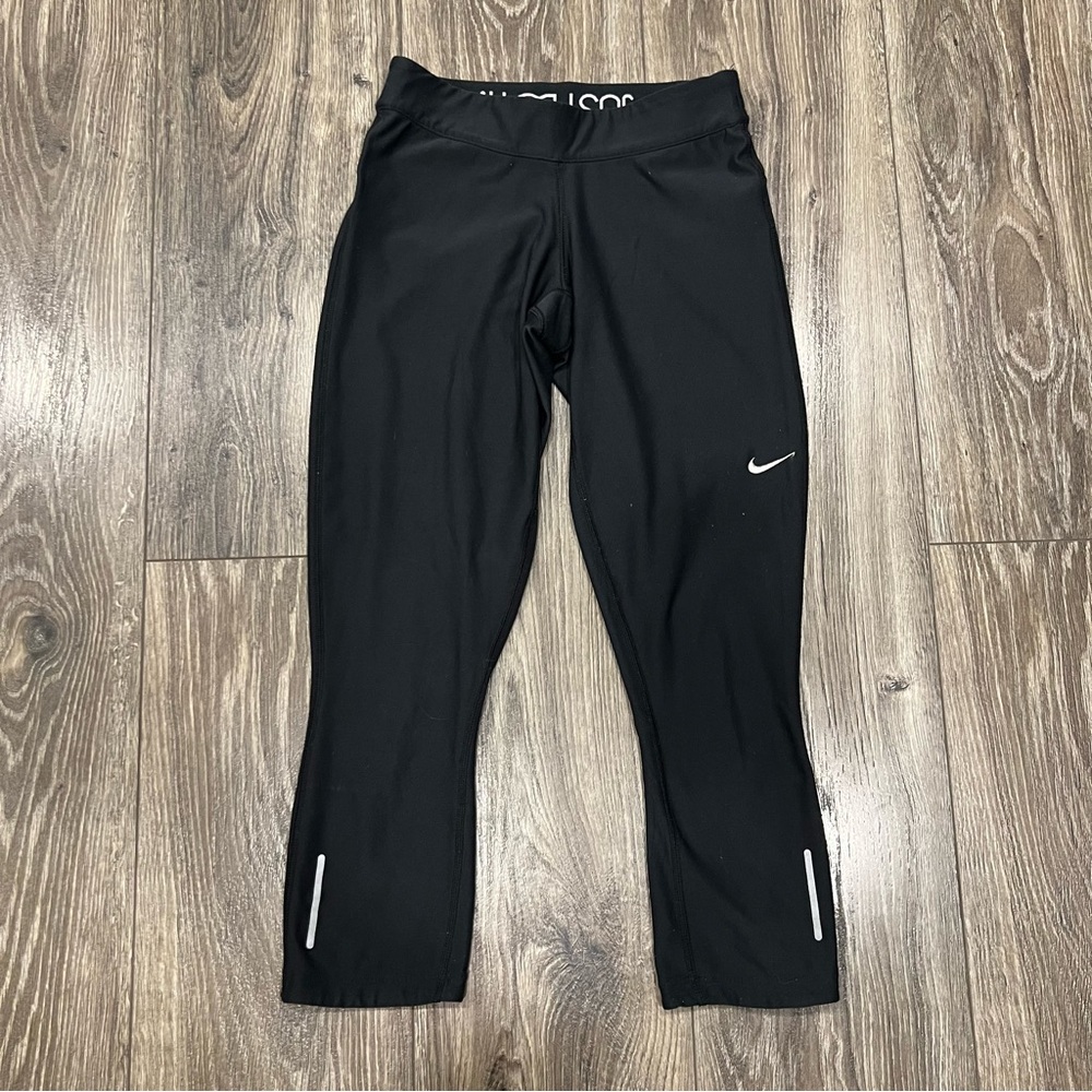 🍎 3/$30 Nike Dri-Fit Black Capri Leggings